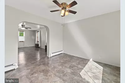 29 N Jefferson Street, Greencastle, PA 17225 - Photo 9