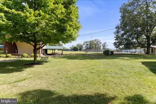 29 N Jefferson St, Greencastle, PA 17225 - Photo 39