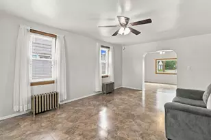 29 N Jefferson St, Greencastle, PA 17225 - Photo 5