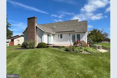221 Topaz Drive, Chambersburg, PA 17202 - Photo 5