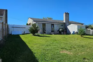 445 Hamilton Ave, Chambersburg, PA 17201 - Photo 15