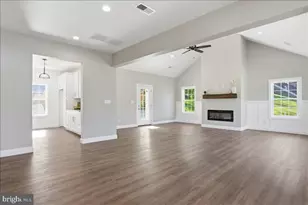 130 Woodbriar Dr, Chambersburg, PA 17202 - Photo 5