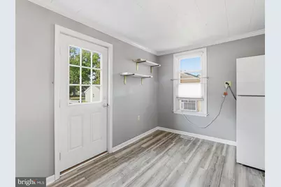 247 E Madison Street, Greencastle, PA 17225 - Photo 17