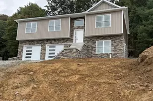 10868 Durham Cir, Waynesboro, PA 17268 - Photo 1