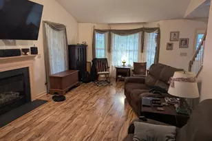 180 N Blackberry Ln, Fayetteville, PA 17222 - Photo 5