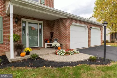 1659 Wisteria Drive, Chambersburg, PA 17202 - Photo 3