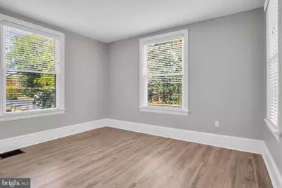 221 N Sixth Street, Chambersburg, PA 17202 - Photo 5