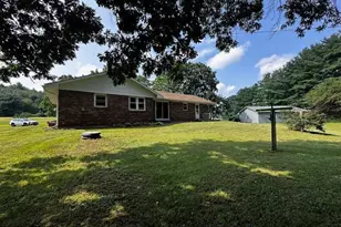 1217 Barton Rd, Breezewood, PA 15533 - Photo 7