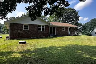 1217 Barton Rd, Breezewood, PA 15533 - Photo 5