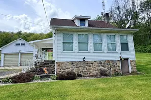 2737 Black's Mountain Rd, Waterfall, PA 16689 - Photo 3