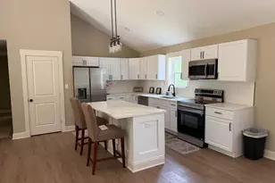 812 Lincoln Way W, Mc Connellsburg, PA 17233 - Photo 17