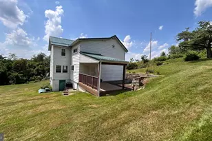148 Pig Ln, Grindstone, PA 15442 - Photo 3