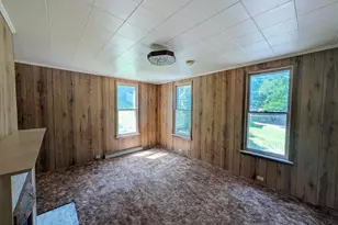 610 St Peters St, Petersburg, PA 16669 - Photo 7