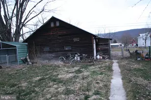 247 Valley St, Rockhill Furnace, PA 17249 - Photo 5