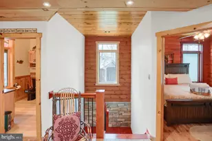 17526 Country Cottage Ln, Todd, PA 16685 - Photo 5
