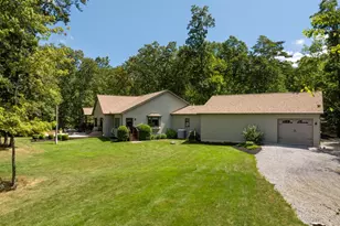 12946 Lakeland Dr, Hesston, PA 16647 - Photo 3