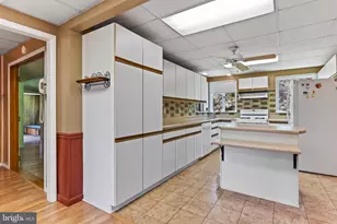 9336 Cherry Hill Dr, Hustontown, PA 17229 - Photo 15