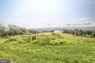 241 Tobias Dr, East Waterford, PA 17021 - Photo 17