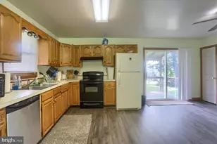 241 Tobias Dr, East Waterford, PA 17021 - Photo 7