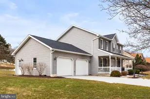 261 Ninth St, Mifflintown, PA 17059 - Photo 3