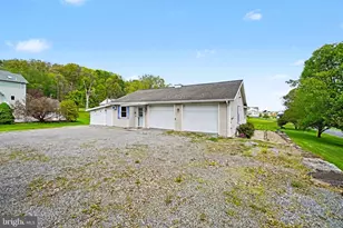 158 Farm Dr, Thompsontown, PA 17094 - Photo 33