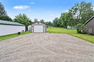 484 E Main St, Thompsontown, PA 17094 - Photo 5