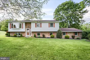 83 Ninth St, Mifflintown, PA 17059 - Photo 1