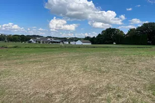 101 Siegrist Farm Rd, Lititz, PA 17543 - Photo 1