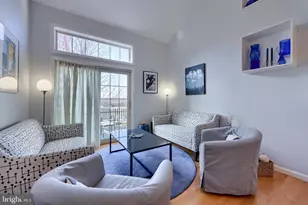 728 Skywalk Ln, Lancaster, PA 17601 - Photo 5