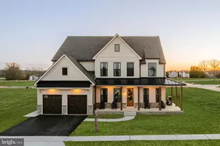 333 Cameron Ln, Lititz, PA 17543 - Photo 3