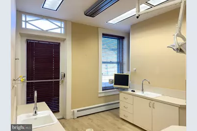 100 E Main Street, New Holland, PA 17557 - Photo 29