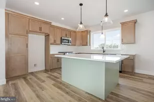 107 Sparrow Ln, Elizabethtown, PA 17022 - Photo 11