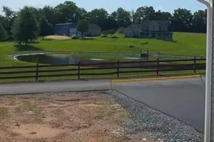 107 Sparrow Ln, Elizabethtown, PA 17022 - Photo 13