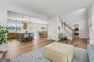 107 Sparrow Ln, Elizabethtown, PA 17022 - Photo 7