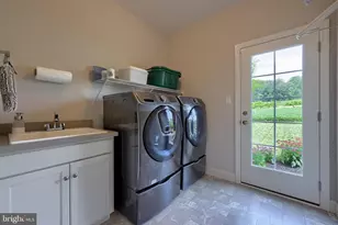 429 E Delp Rd, Lancaster, PA 17601 - Photo 33