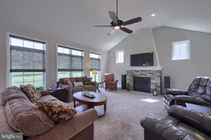 429 E Delp Rd, Lancaster, PA 17601 - Photo 27