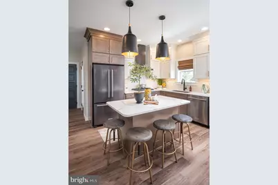 2221 Brentford Street, Lancaster, PA 17601 - Photo 3