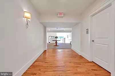 955 W Main Street #6, Mount Joy, PA 17552 - Photo 9