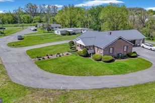 154 W Maple Grove Rd, Narvon, PA 17555 - Photo 23