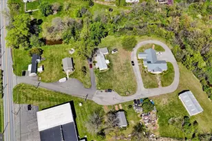 154 W Maple Grove Rd, Narvon, PA 17555 - Photo 1