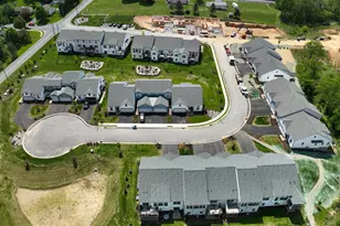 4326 Heather Ln, Columbia, PA 17512 - Photo 7