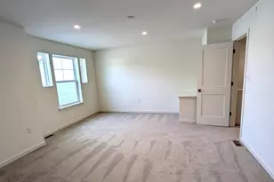 4326 Heather Ln, Columbia, PA 17512 - Photo 9