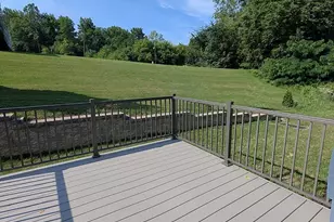 4326 Heather Ln, Columbia, PA 17512 - Photo 3