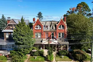 911 E King St, Lancaster, PA 17602 - Photo 1