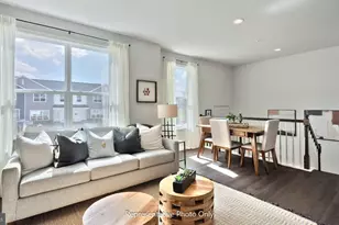 49 N Conifer Dr, Elizabethtown, PA 17022 - Photo 3