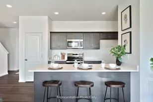 49 N Conifer Dr, Elizabethtown, PA 17022 - Photo 5