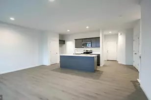 70 N Conifer Dr, Elizabethtown, PA 17022 - Photo 15