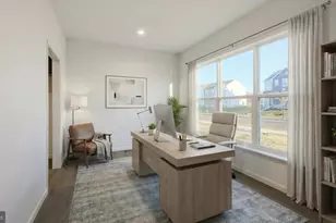 70 N Conifer Dr, Elizabethtown, PA 17022 - Photo 5