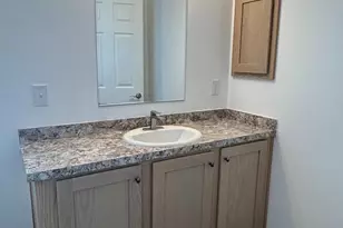 403 Eastwood Ln, Lancaster, PA 17601 - Photo 9