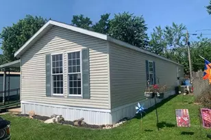 883 E Main St, Ephrata, PA 17522 - Photo 3